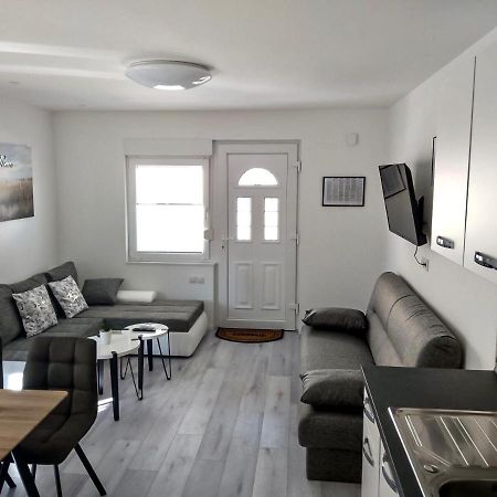 Apartmani Eden Vodice Exterior photo