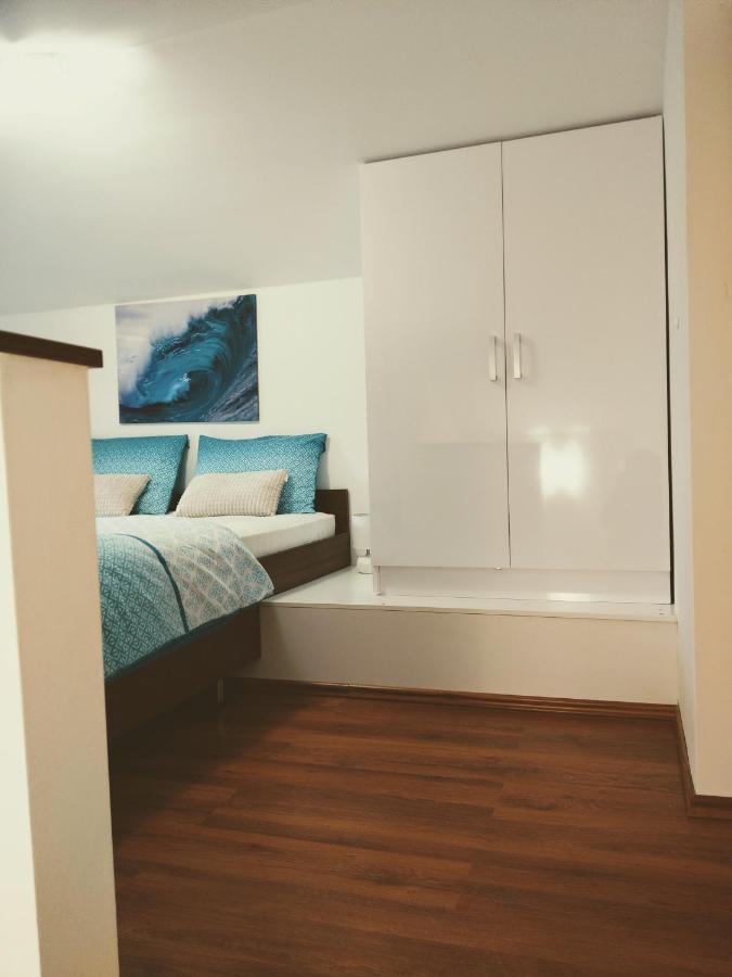 Apartmani Eden Vodice Exterior photo