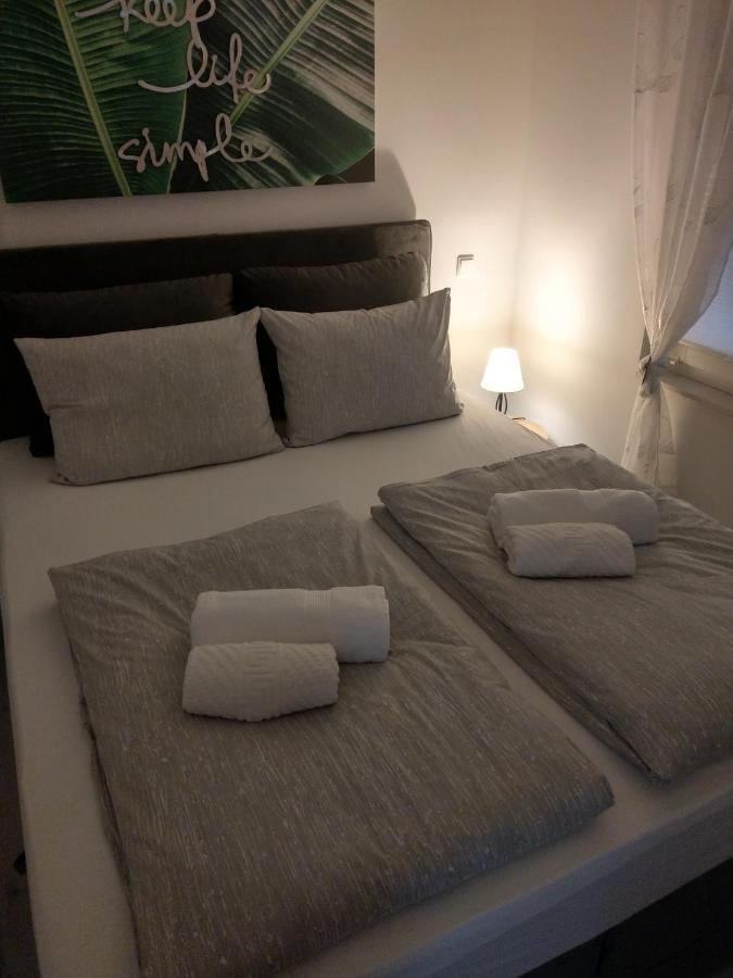 Apartmani Eden Vodice Exterior photo