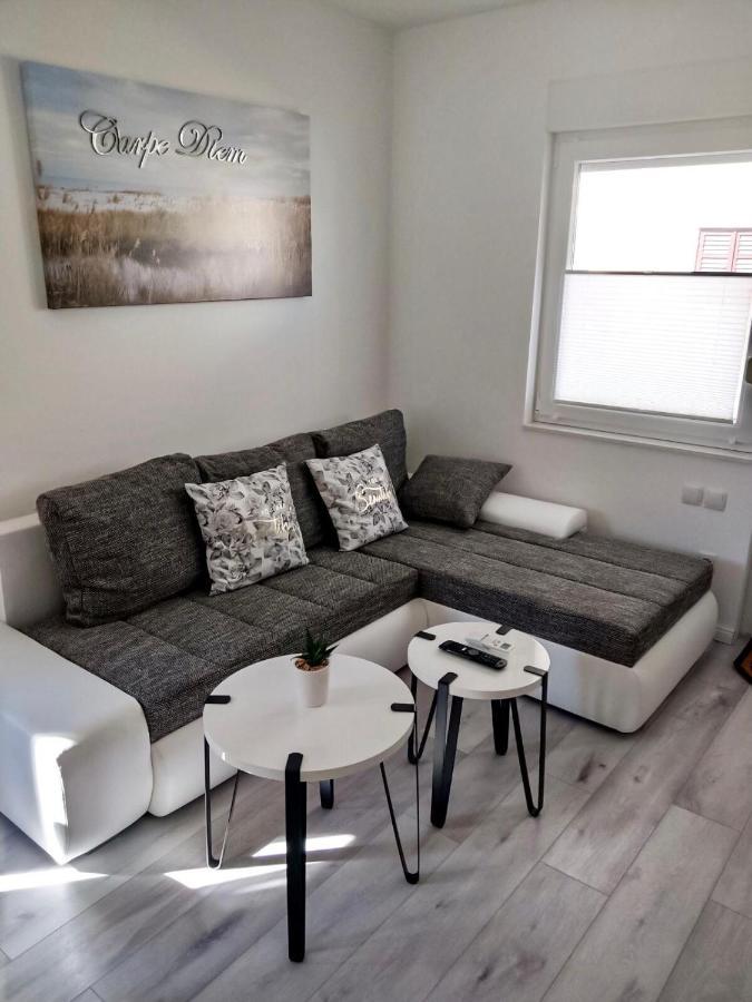 Apartmani Eden Vodice Exterior photo