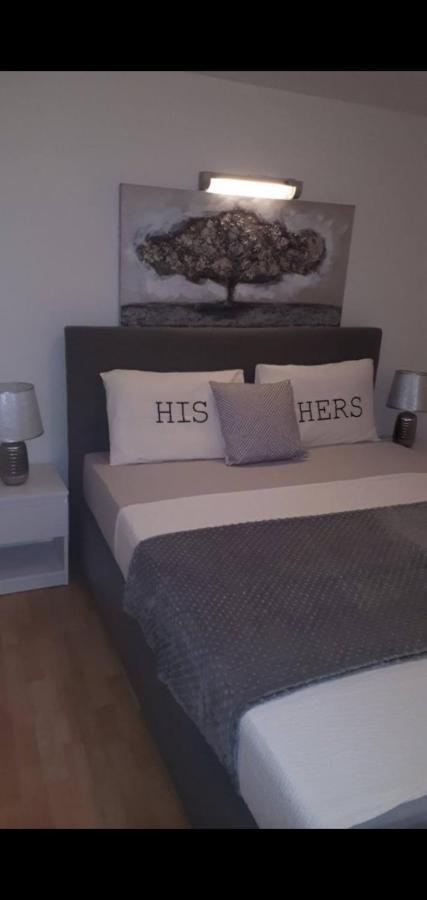 Apartmani Eden Vodice Exterior photo