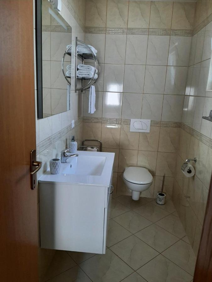 Apartmani Eden Vodice Exterior photo